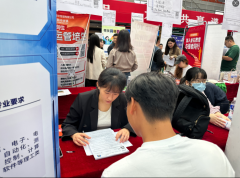 能带上设想图纸、测试演讲的PP